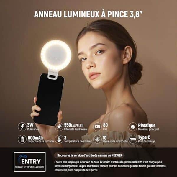 Découvrez notre test complet du NEEWER NR5, l'anneau lumineux idéal pour sublimer vos selfies et vidéos grâce à son éclairage réglable.