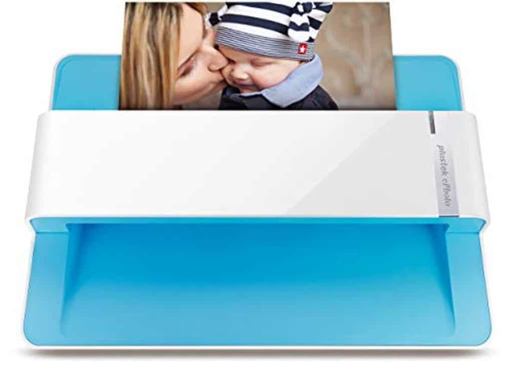 Test du scanner photo Plustek ePhoto Z300 : rapidité et design primé