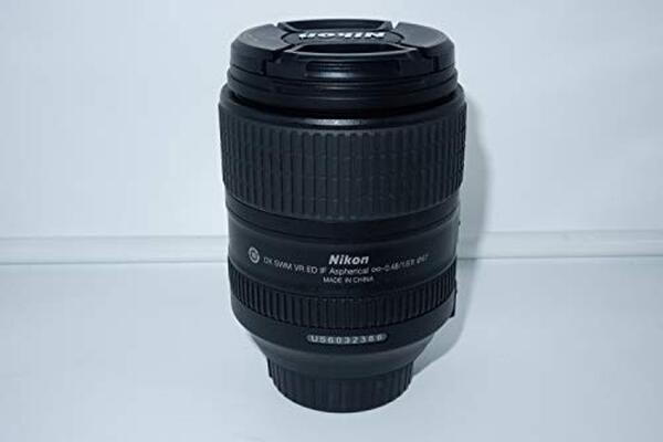 Découvrez notre analyse détaillée du nikon AF-S DX 18-300 mm f/3.5-6.3G ED VR : un zoom polyvalent pour des images époustouflantes, idéal pour les passionnés de photo.