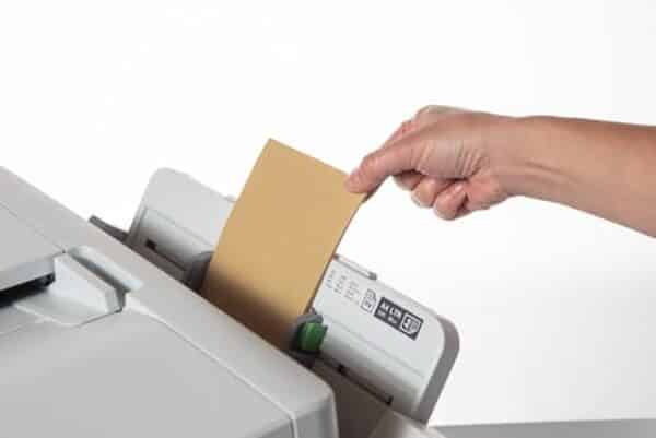 Explorez le test détaillé de l'imprimante Brother MFC-J5740DW : performance, fonctionnalités et conseils pratiques pour un achat éclairé