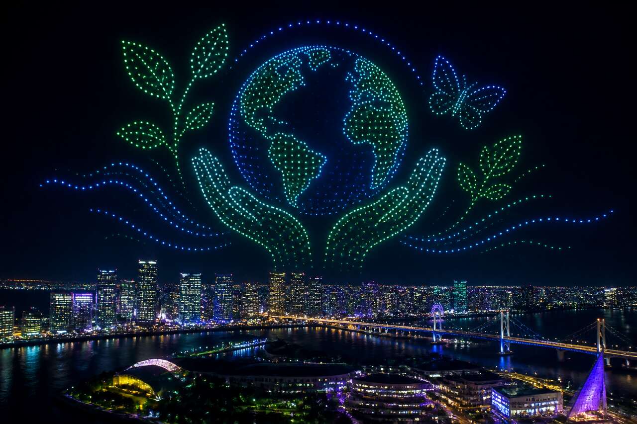 Spectacles de drones : une alternative écologique aux feux d'artifice